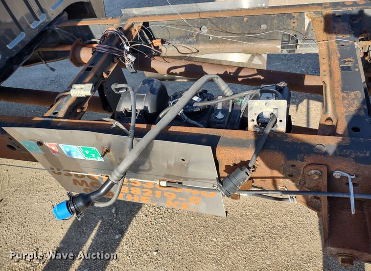 image for item JK9199 2015 Ford F450 Super Duty XLT  Crew Cab truck cab and chassis