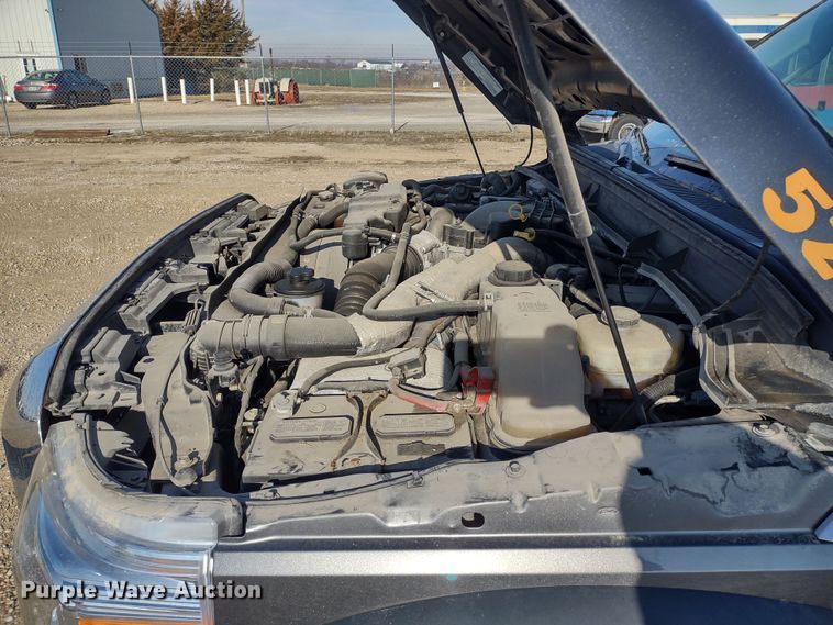 image for item JK9199 2015 Ford F450 Super Duty XLT  Crew Cab truck cab and chassis