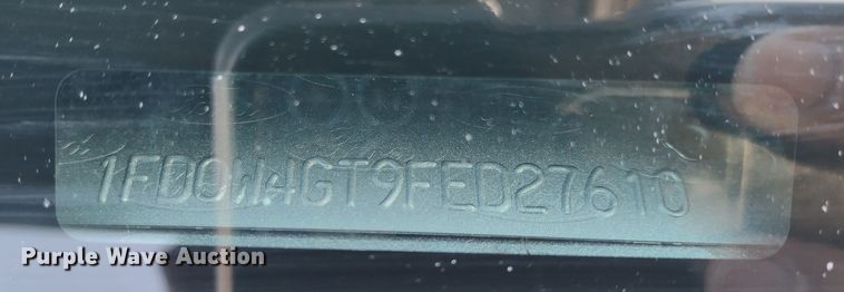 image for item JK9199 2015 Ford F450 Super Duty XLT  Crew Cab truck cab and chassis