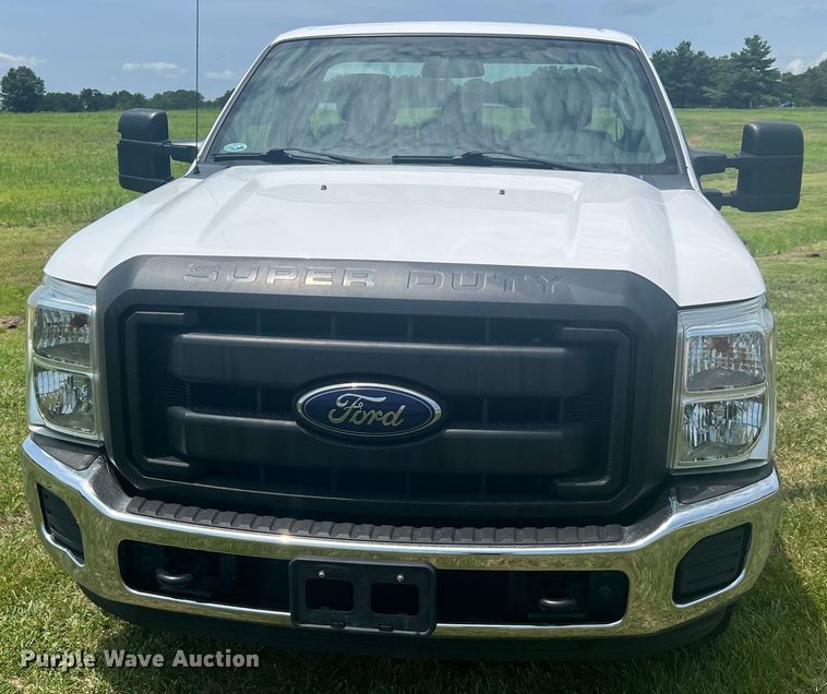 image for item JM9257 2013 Ford F350 Super Duty XL  pickup truck