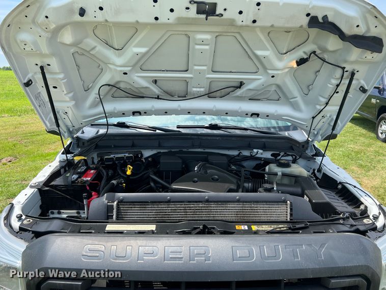 image for item JM9257 2013 Ford F350 Super Duty XL  pickup truck