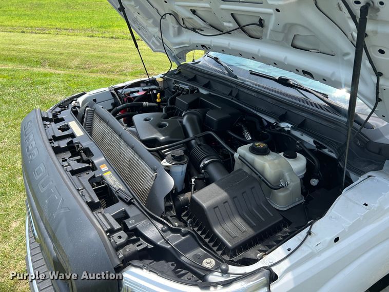 image for item JM9257 2013 Ford F350 Super Duty XL  pickup truck