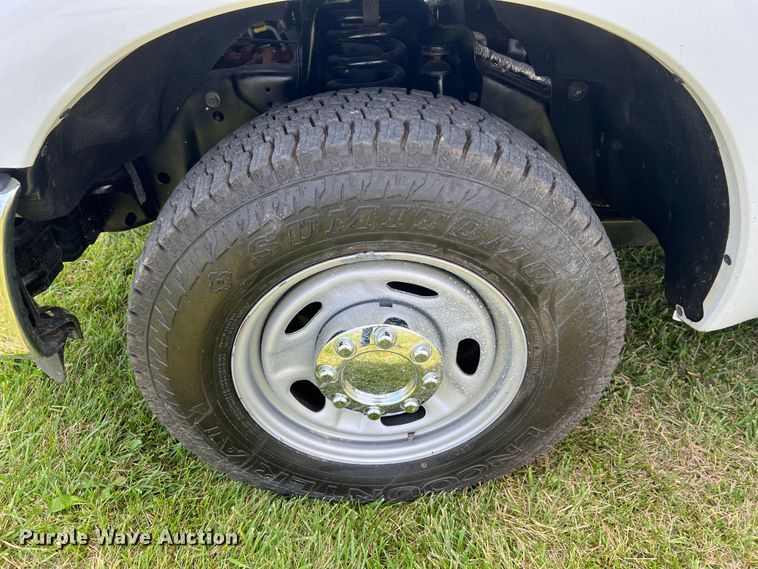 image for item JM9257 2013 Ford F350 Super Duty XL  pickup truck