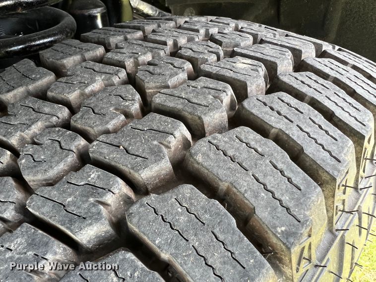 image for item JM9257 2013 Ford F350 Super Duty XL  pickup truck