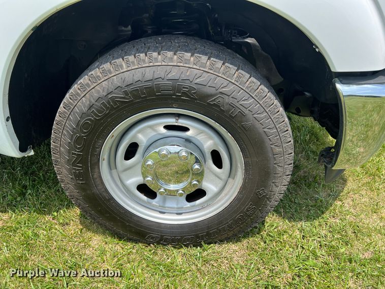 image for item JM9257 2013 Ford F350 Super Duty XL  pickup truck