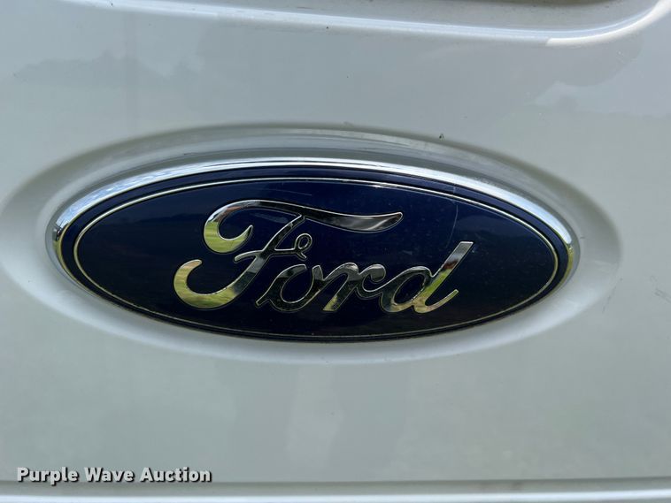 image for item JM9257 2013 Ford F350 Super Duty XL  pickup truck