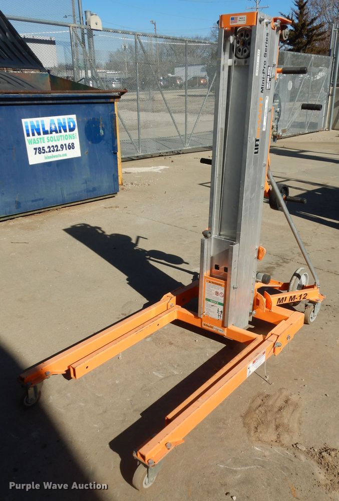 image for item JQ9770 Lift Smart Mini Pro MLM12  vertical lift