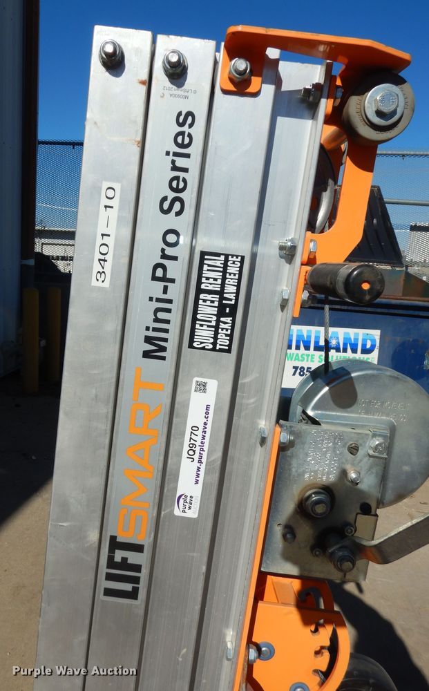 image for item JQ9770 Lift Smart Mini Pro MLM12  vertical lift