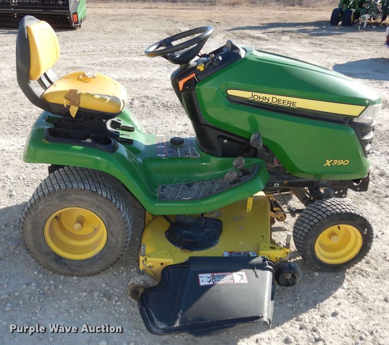 image for item JQ9775 John Deere X390  lawn mower