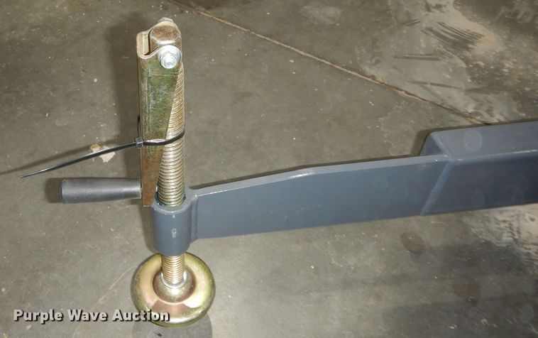 image for item JQ9808 Vertical lift