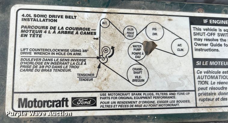 image for item JU9657 2001 Ford Explorer Sport Trac  Crew Cab pickup truck