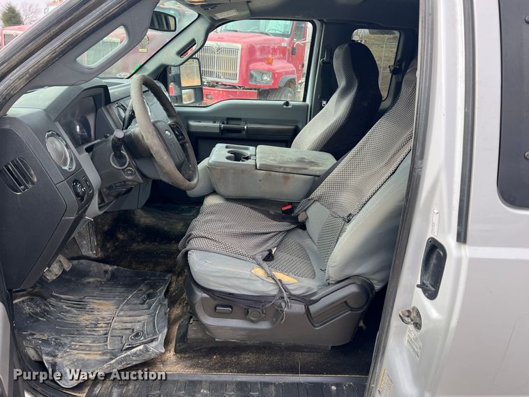 image for item JU9665 2016 Ford F250 Super Duty XLT  SuperCab pickup truck