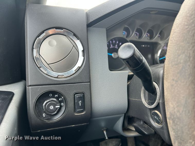 image for item JU9665 2016 Ford F250 Super Duty XLT  SuperCab pickup truck