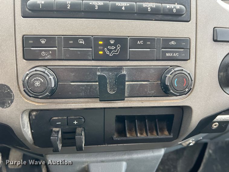 image for item JU9665 2016 Ford F250 Super Duty XLT  SuperCab pickup truck