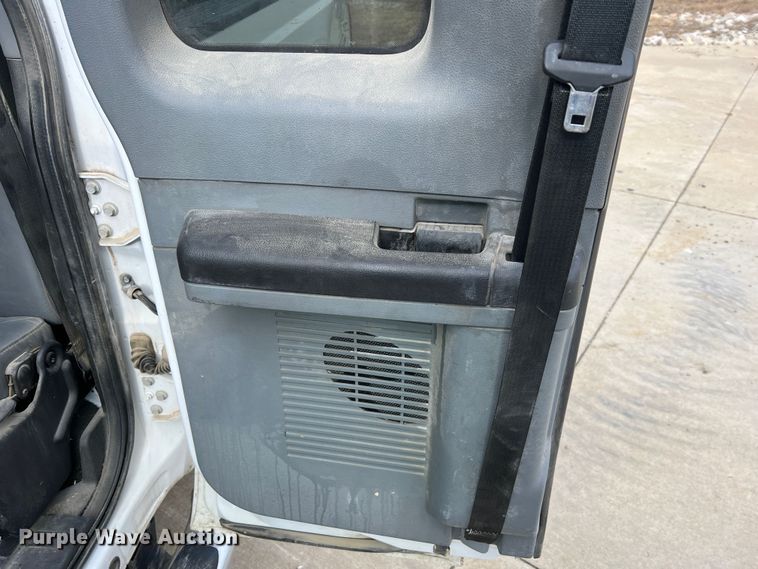 image for item JU9665 2016 Ford F250 Super Duty XLT  SuperCab pickup truck