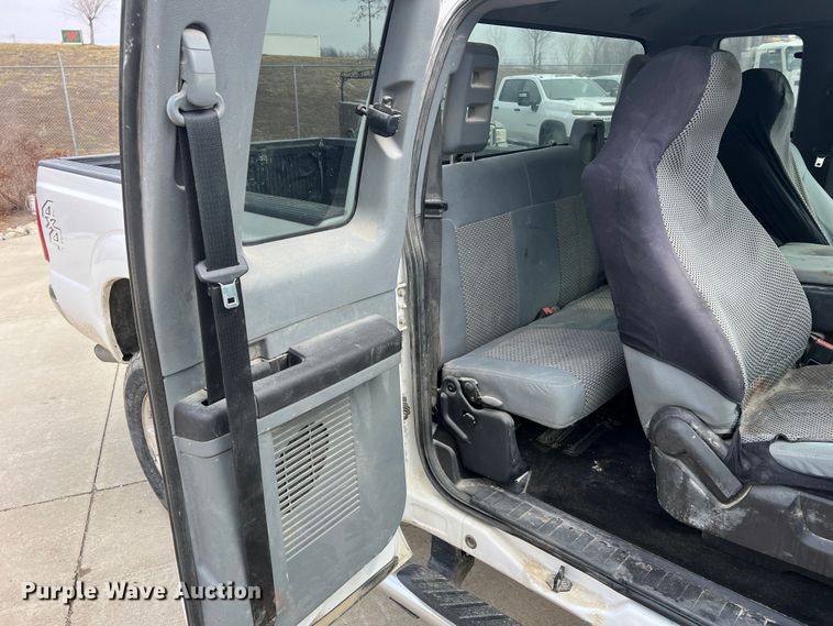 image for item JU9665 2016 Ford F250 Super Duty XLT  SuperCab pickup truck