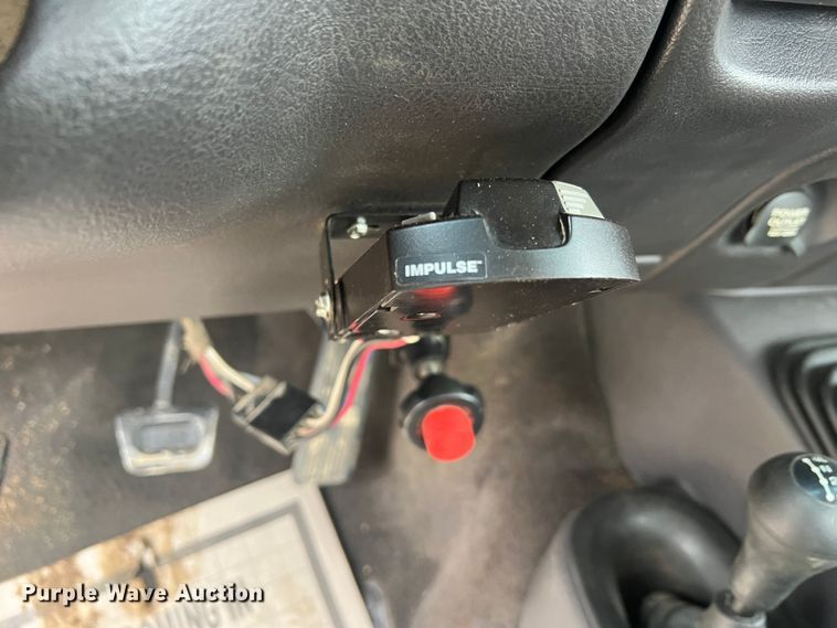 image for item JU9671 2001 Dodge Ram 3500 SLT Laramie  flatbed pickup truck