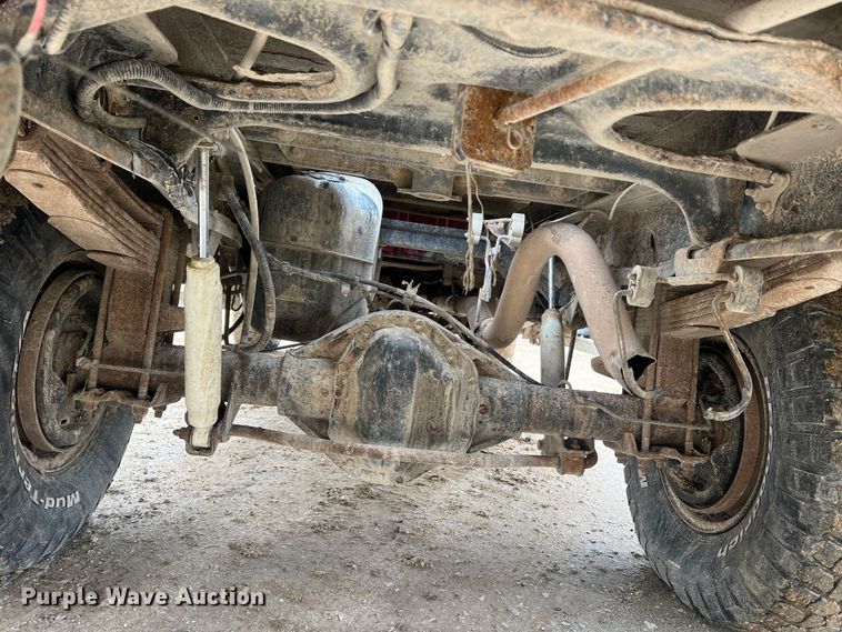 image for item JU9671 2001 Dodge Ram 3500 SLT Laramie  flatbed pickup truck