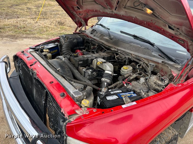 image for item JU9671 2001 Dodge Ram 3500 SLT Laramie  flatbed pickup truck