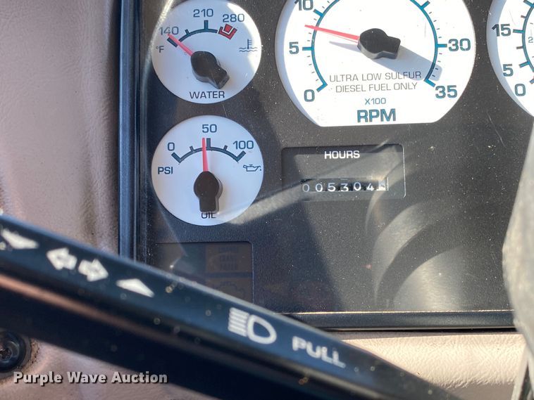 image for item JW9190 2013 International PB305  school bus