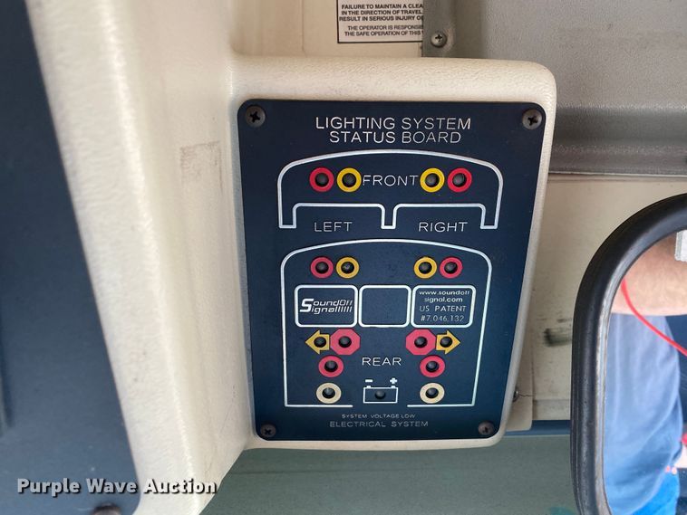 image for item JW9190 2013 International PB305  school bus