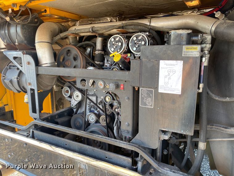 image for item JW9190 2013 International PB305  school bus