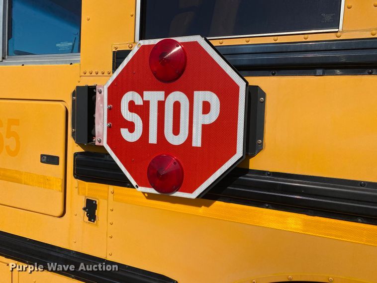 image for item JW9190 2013 International PB305  school bus