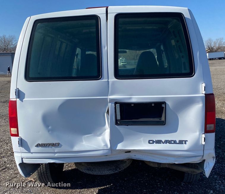 image for item JW9191 1998 Chevrolet Astro  van