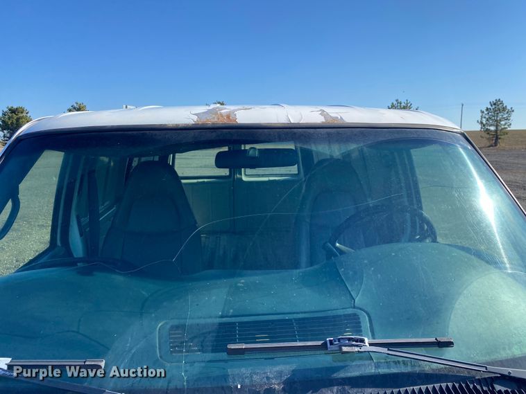 image for item JW9191 1998 Chevrolet Astro  van