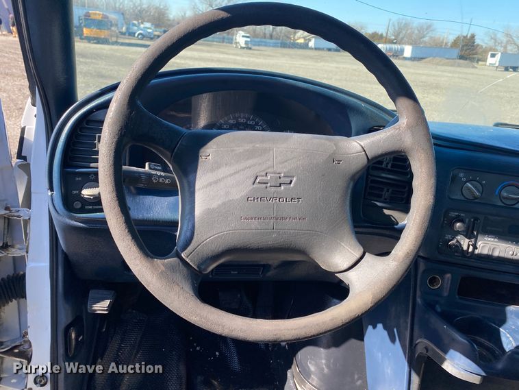 image for item JW9191 1998 Chevrolet Astro  van