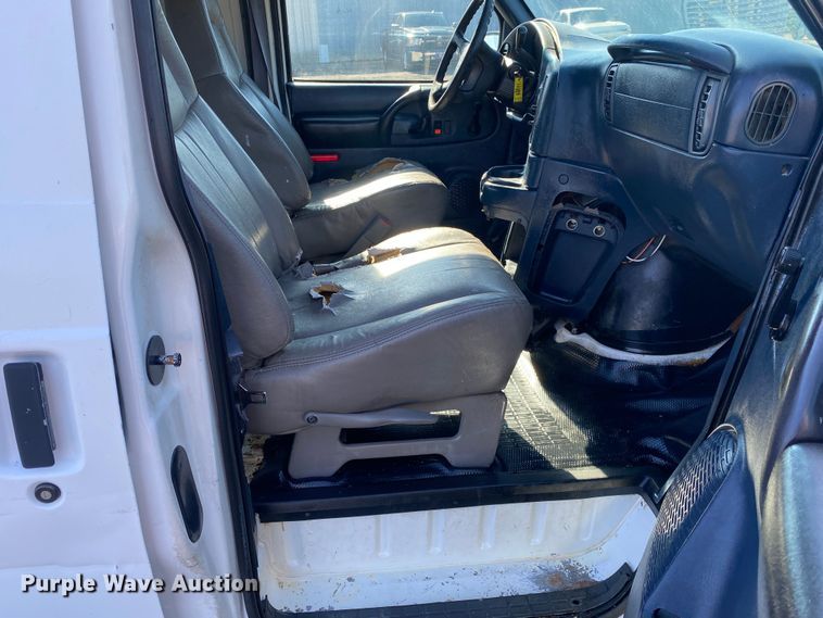 image for item JW9191 1998 Chevrolet Astro  van