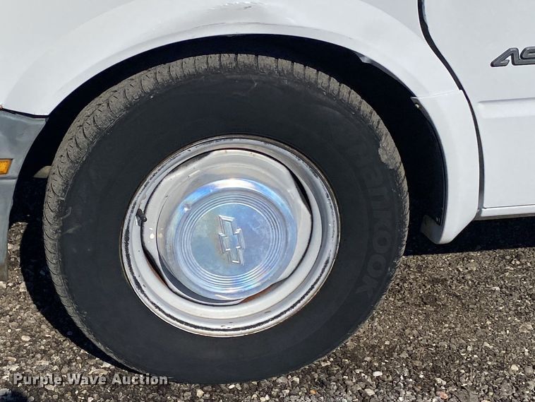 image for item JW9191 1998 Chevrolet Astro  van