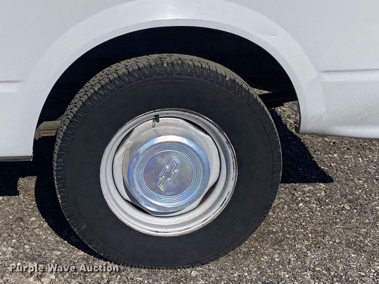 image for item JW9191 1998 Chevrolet Astro  van