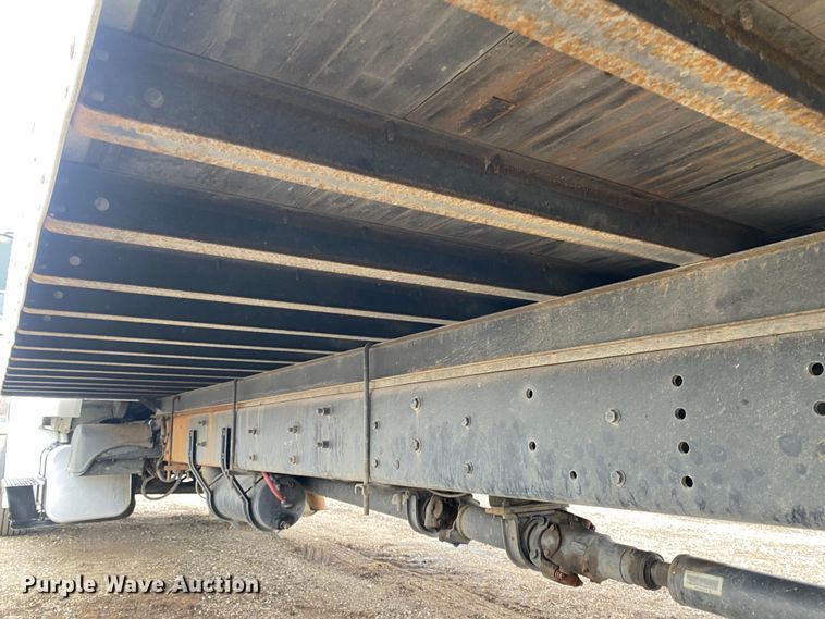 image for item JW9205 2005 Freightliner Business Class M2  box truck