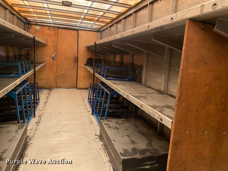 image for item JW9286 2005 Freightliner MT55  delivery van