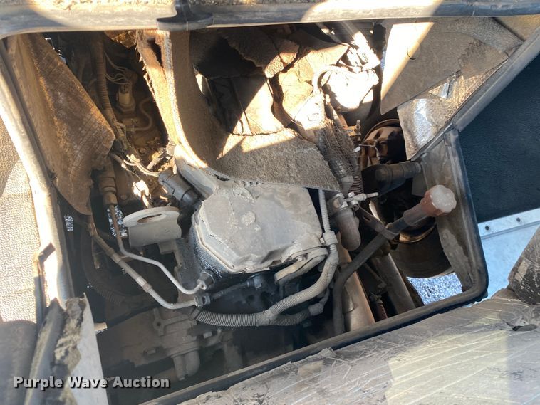 image for item JW9286 2005 Freightliner MT55  delivery van