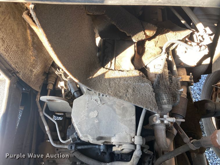 image for item JW9286 2005 Freightliner MT55  delivery van