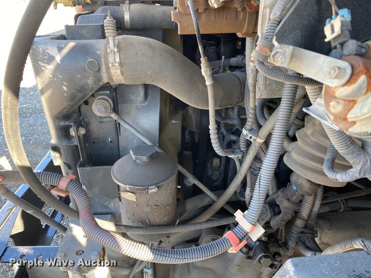 image for item JW9286 2005 Freightliner MT55  delivery van