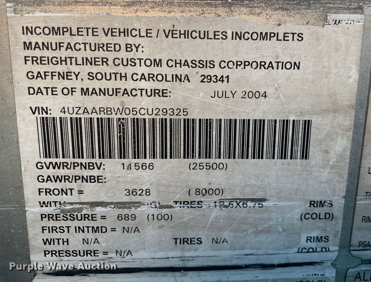 image for item JW9286 2005 Freightliner MT55  delivery van