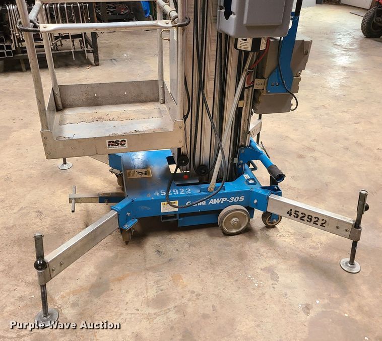 image for item JW9714 2003 Genie AWP-30S  vertical lift