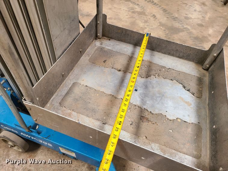 image for item JW9714 2003 Genie AWP-30S  vertical lift