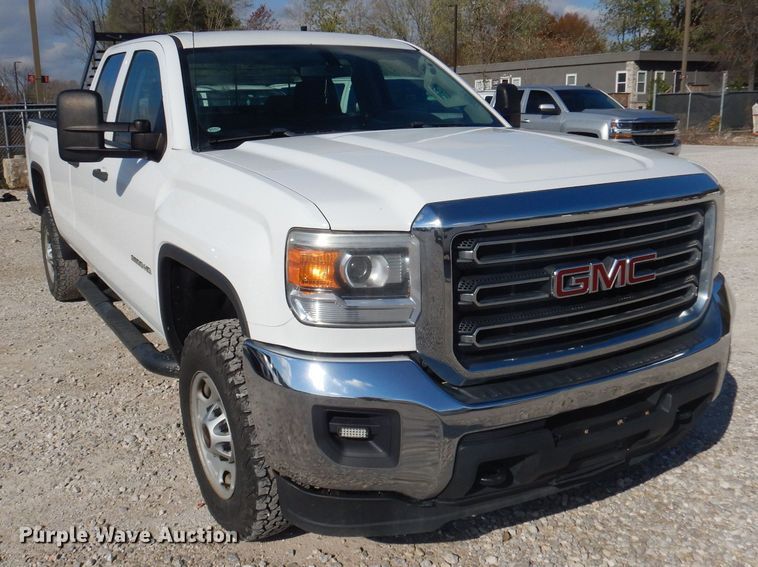 image for item JY9655 2015 GMC Sierra 2500HD  Double Cab pickup truck