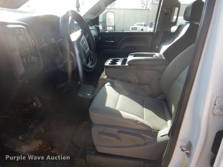 image for item JY9655 2015 GMC Sierra 2500HD  Double Cab pickup truck