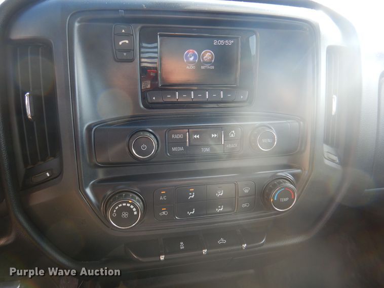 image for item JY9655 2015 GMC Sierra 2500HD  Double Cab pickup truck