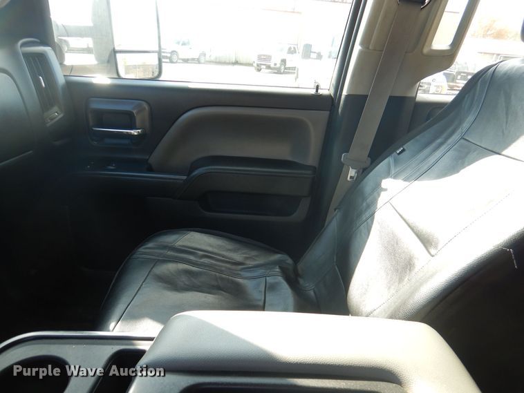 image for item JY9655 2015 GMC Sierra 2500HD  Double Cab pickup truck