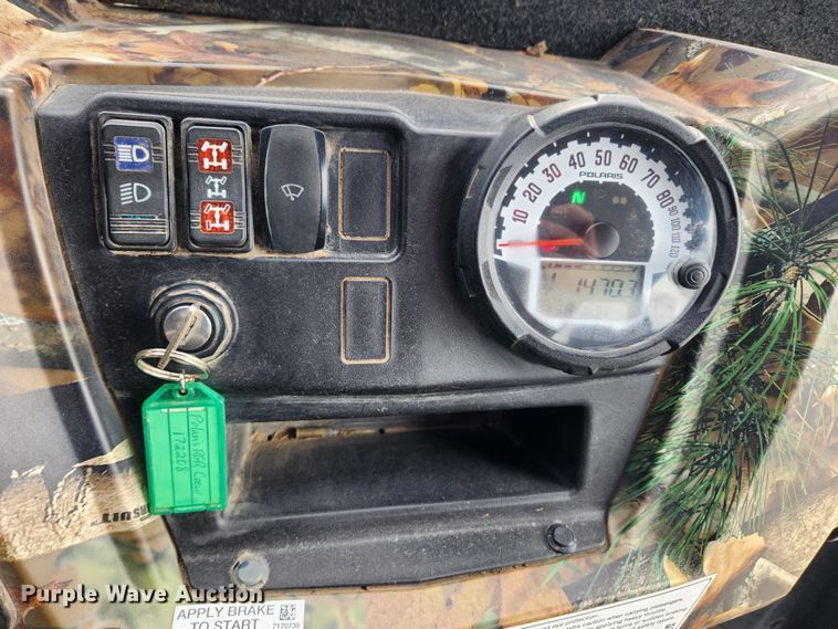 image for item KT9402 2011 Polaris Ranger Crew  utility vehicle