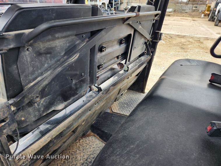 image for item KT9402 2011 Polaris Ranger Crew  utility vehicle