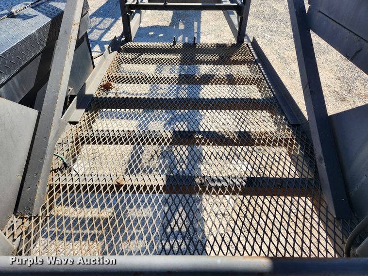 image for item KT9404 2006 Kaufman  car carrier trailer