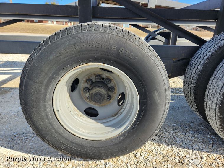 image for item KT9404 2006 Kaufman  car carrier trailer