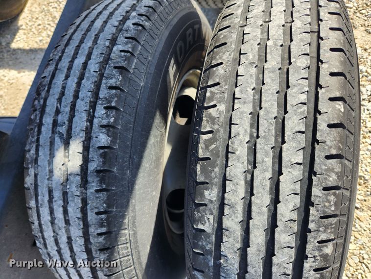 image for item KT9404 2006 Kaufman  car carrier trailer